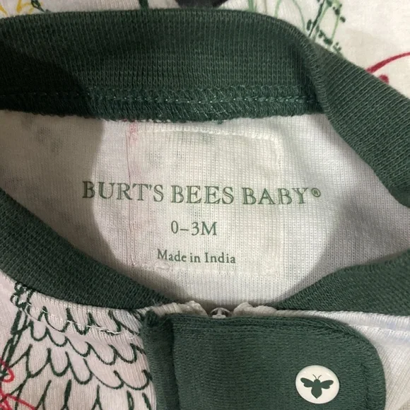 NWT!‎ Burt’s Bees Holiday Christmas Onesie - Picture 5 of 7